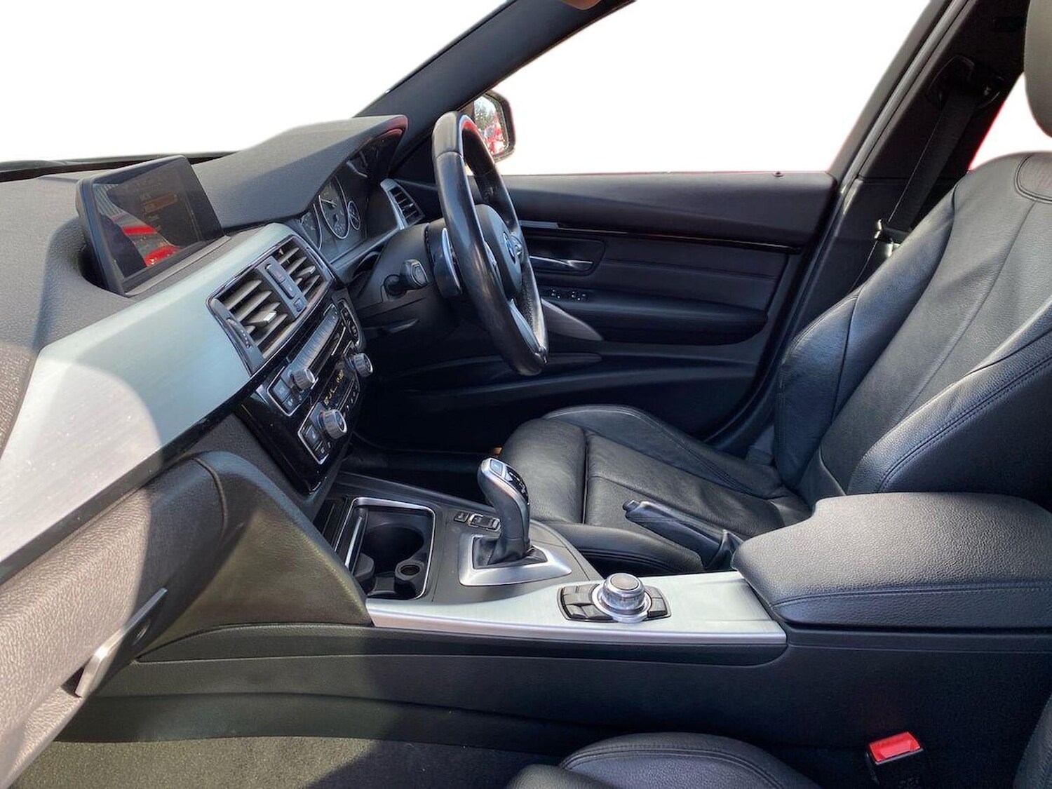 Used BMW 3 Series 2017 for sale - 78192234: Photo 9