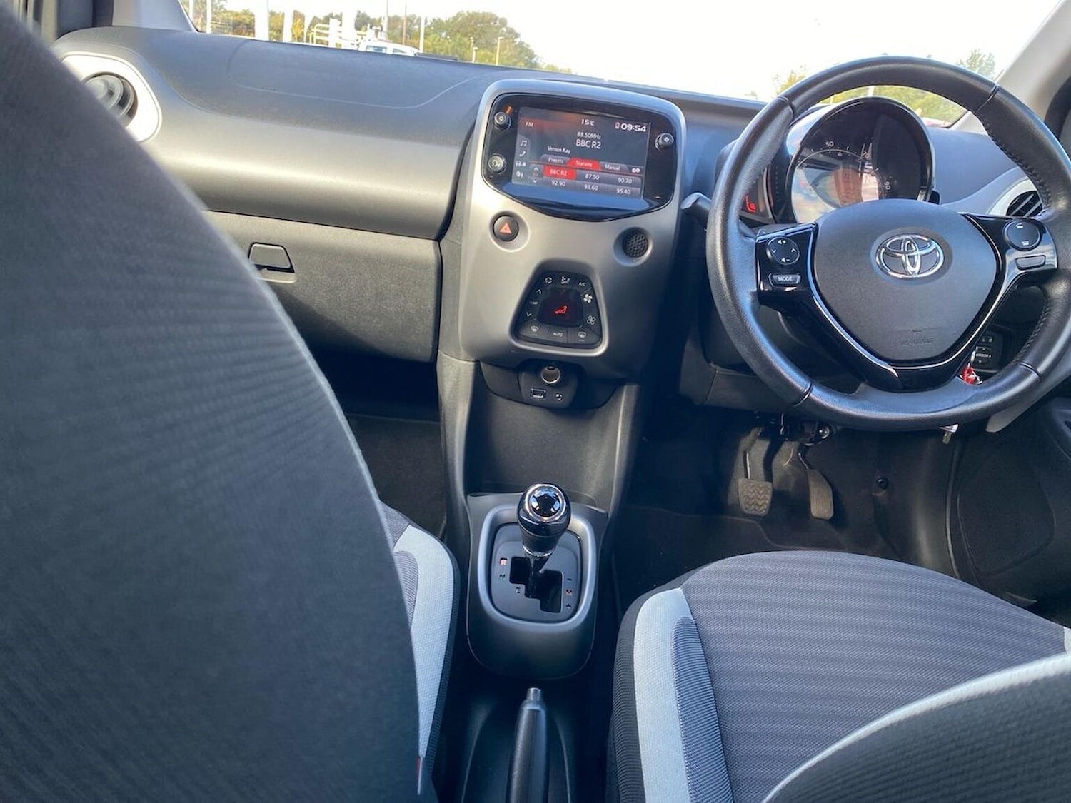 Used Toyota AYGO 2019 for sale - 76181376: Photo 13