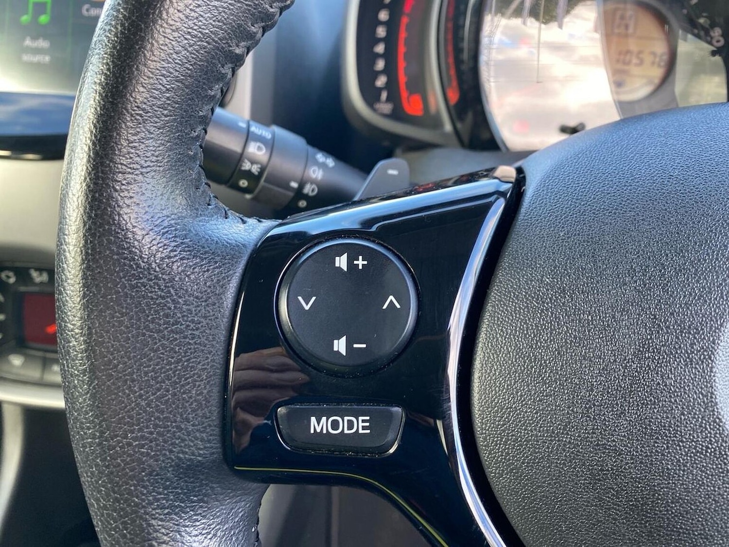 Used Toyota AYGO 2019 for sale - 76181376: Photo 26