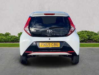 Used Toyota AYGO 2019 for sale - 76181376: Photo