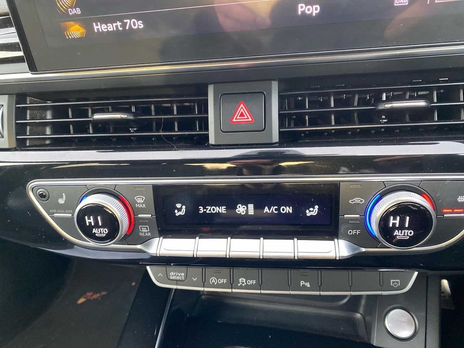 Used Audi A4 2020 for sale - 76412527: Photo 12