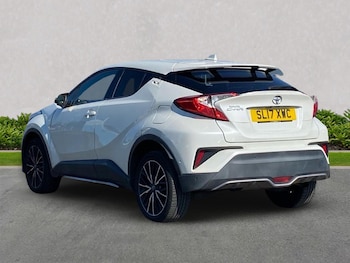 Used Toyota C-HR 2017 for sale - 79185414: Photo