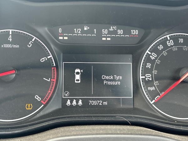 Used Vauxhall Corsa 2016 for sale - 76128973: Photo 10