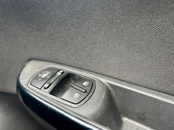 Used Vauxhall Corsa 2016 for sale - 76128973: Photo 20