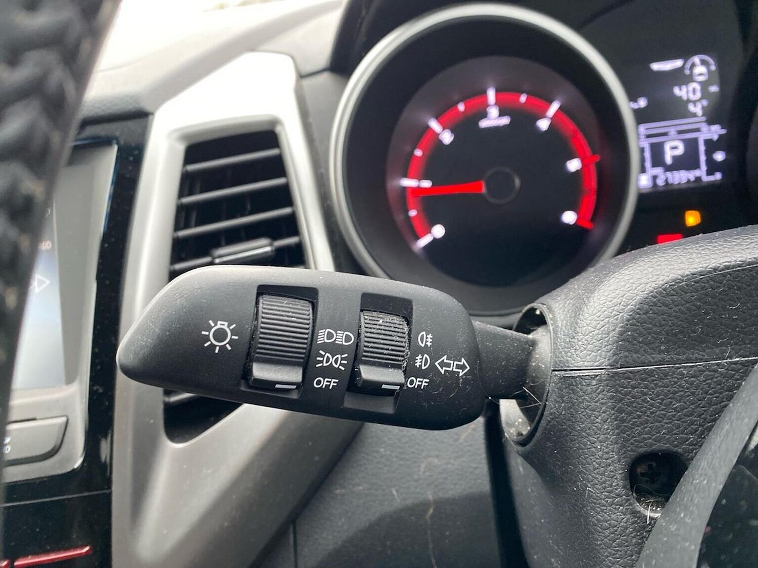 Used Ssangyong Tivoli 2019 for sale - 77489600: Photo 28