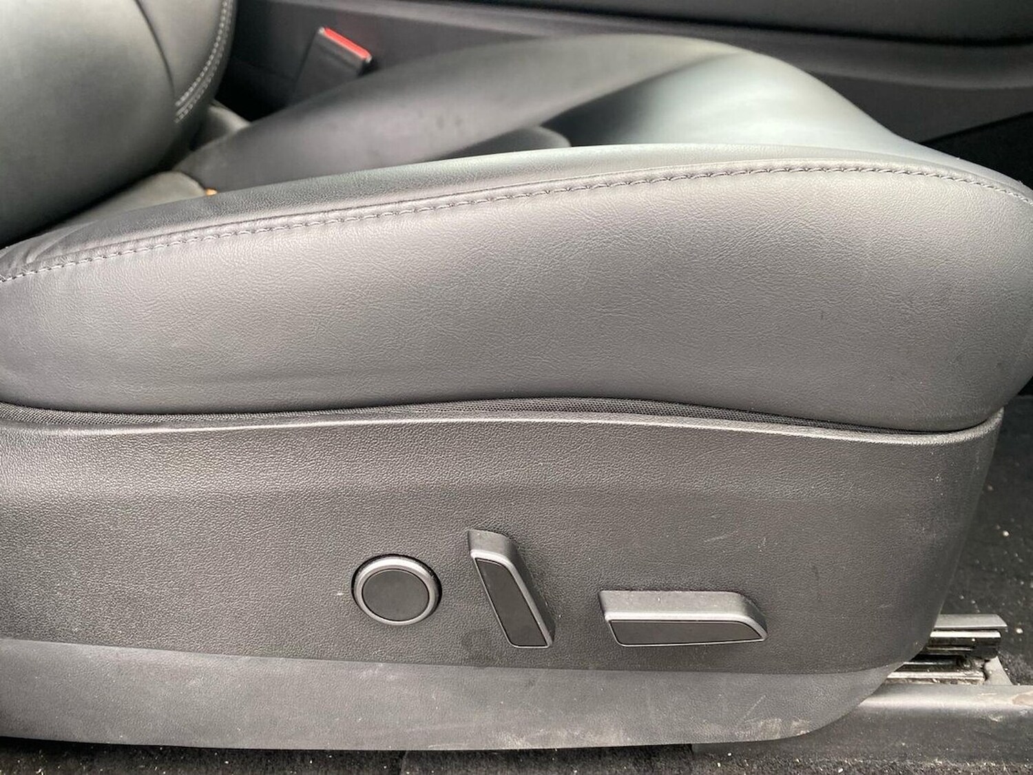 Used Tesla Model Y 2022 for sale - 76164935: Photo 30