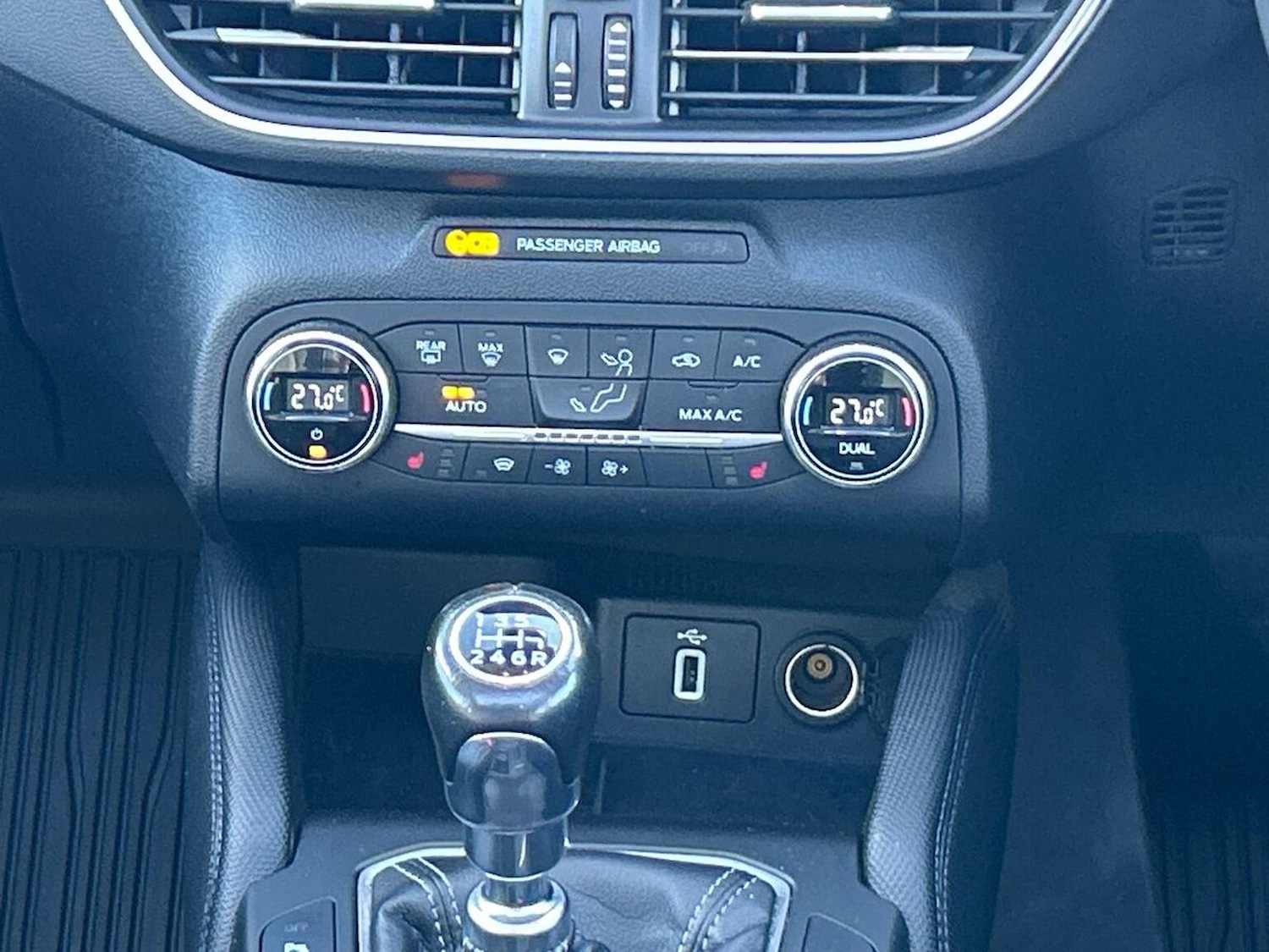 Used Ford Focus 2020 for sale - 76402433: Photo 12