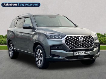 2022 - 2.2 Ventura 5dr Auto