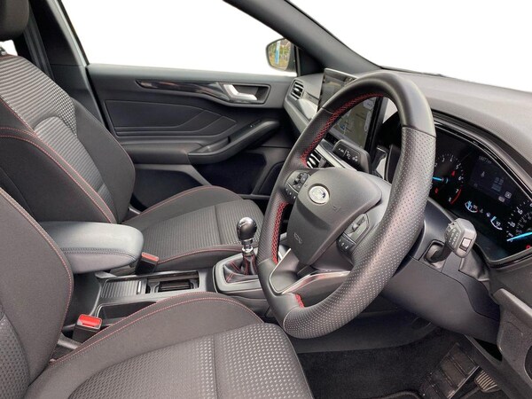 Used Ford Focus 2024 for sale - 75718059: Photo 15