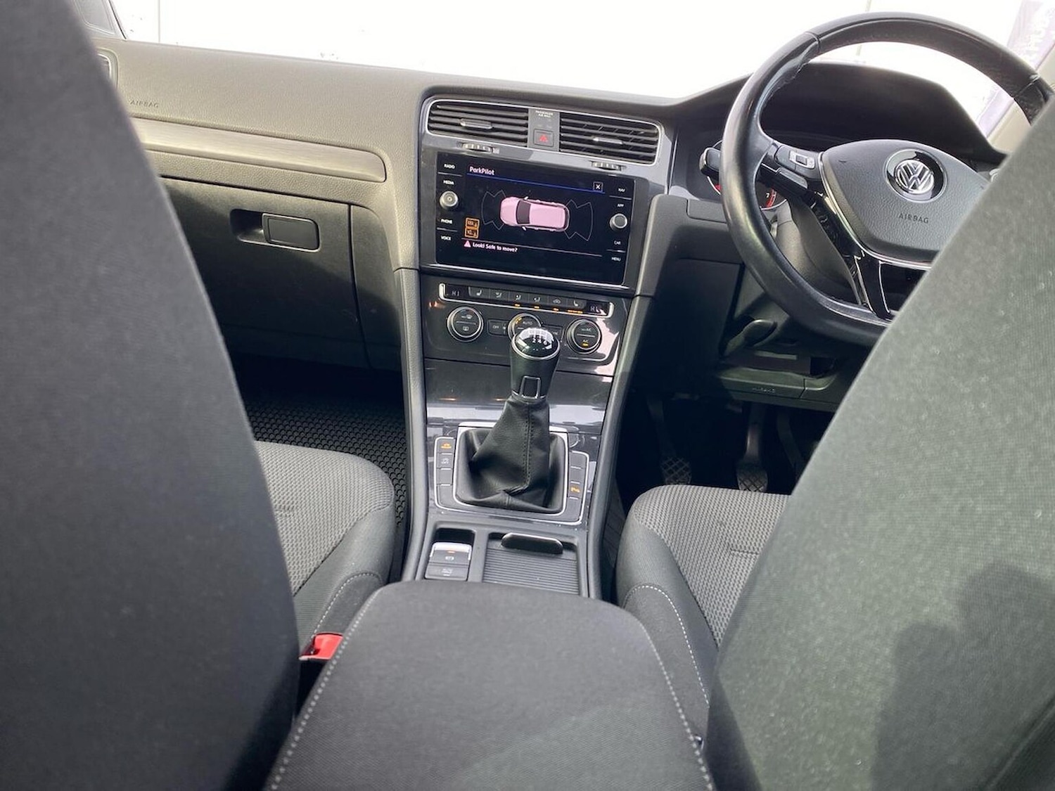 Used Volkswagen Golf 2020 for sale - 76412528: Photo 13