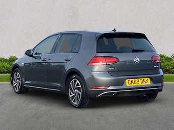 Used Volkswagen Golf 2020 for sale - 76412528: Photo
