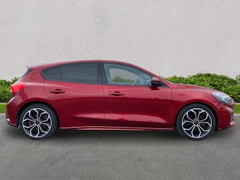 Used Ford Focus 2018 for sale - 78502474: Photo