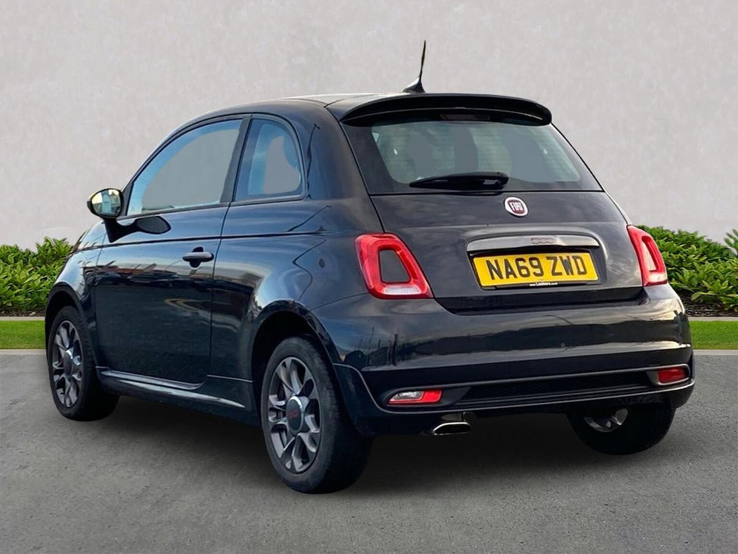 Used Fiat 500 2020 for sale - 76837219: Photo 2