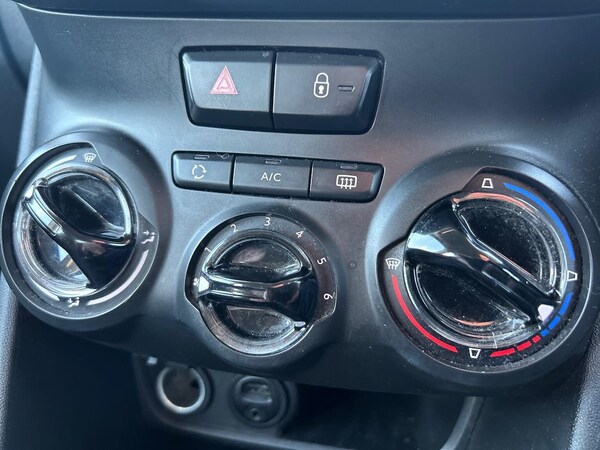 Used Peugeot 2008 2017 for sale - 76340565: Photo 12
