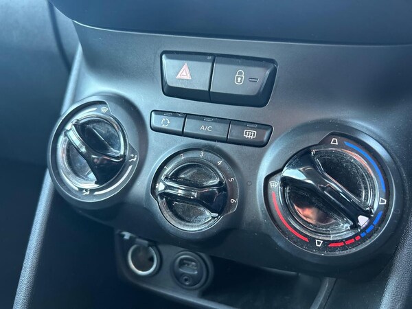 Used Peugeot 2008 2017 for sale - 76340565: Photo 13