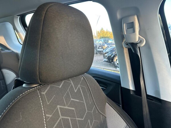 Used Peugeot 2008 2017 for sale - 76340565: Photo 29