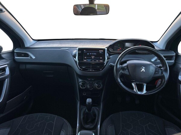 Used Peugeot 2008 2017 for sale - 76340565: Photo 8