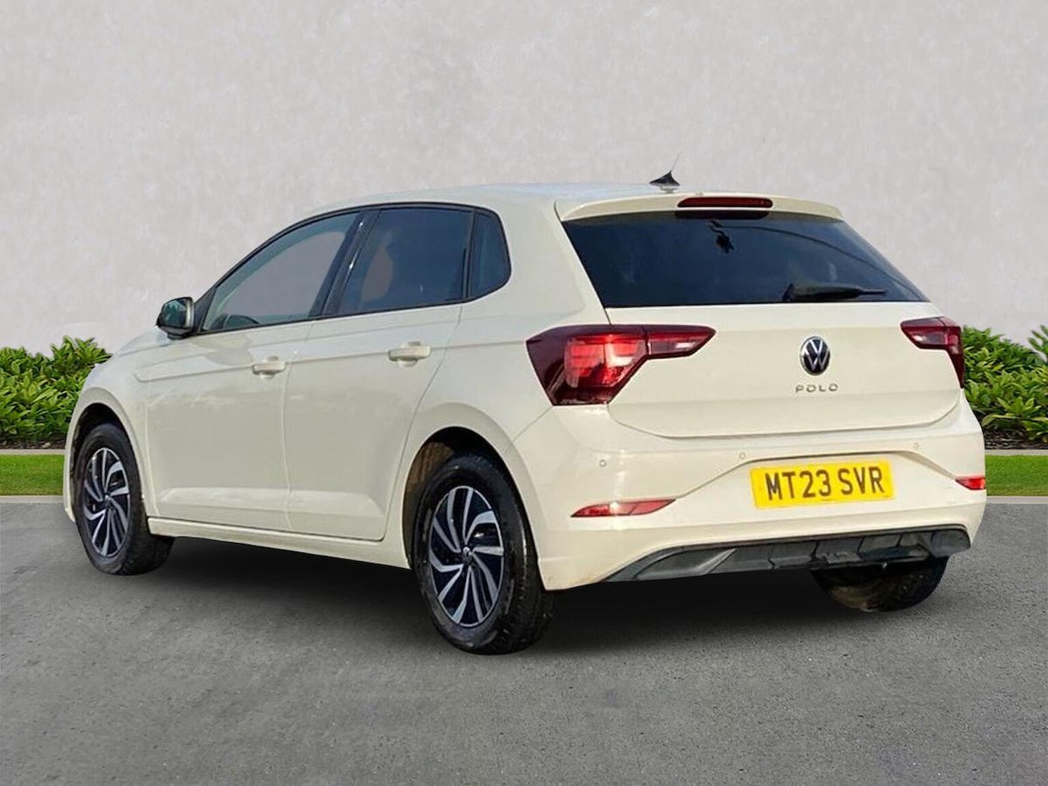 Used Volkswagen Polo 2023 for sale - 76426765: Photo 2