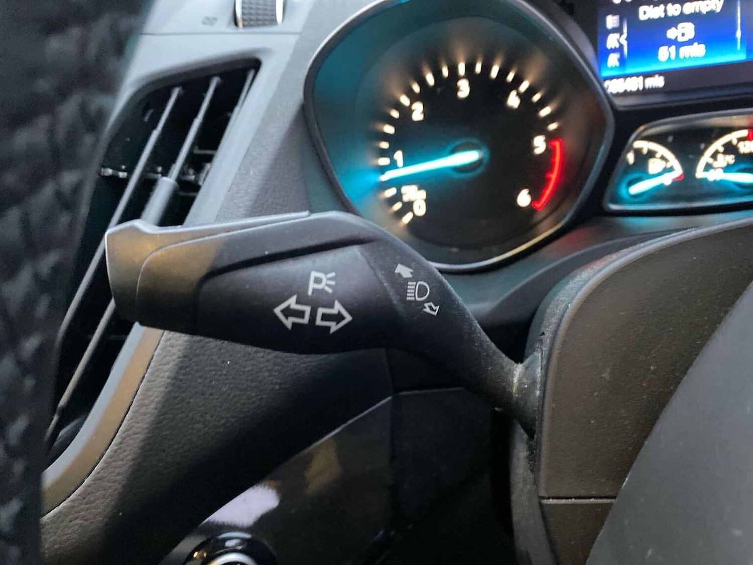 Used Ford Kuga 2016 for sale - 76762394: Photo 28