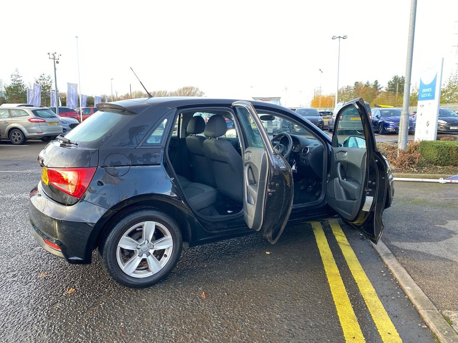 Used Audi A1 2017 for sale - 76877910: Photo 24