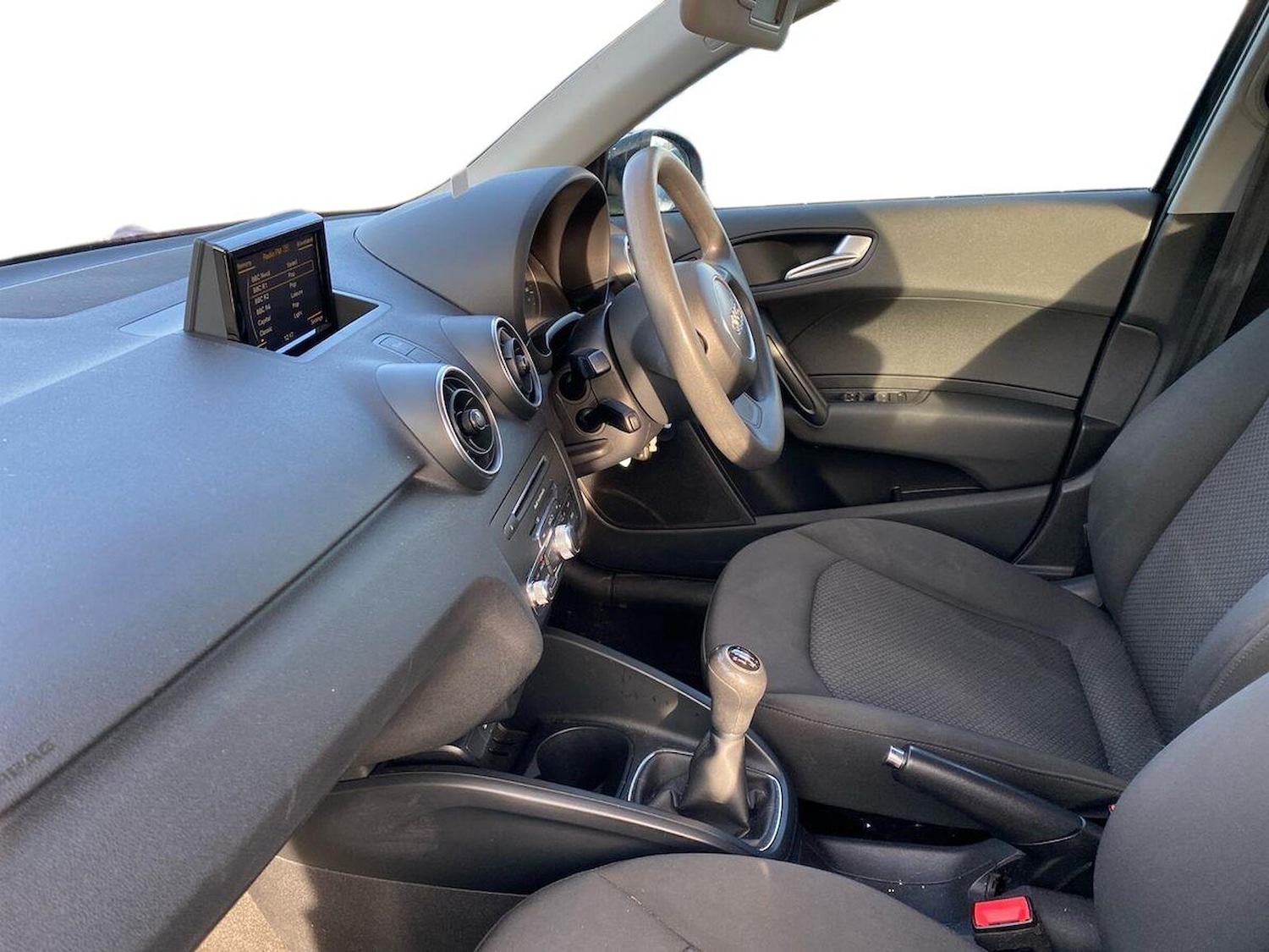 Used Audi A1 2017 for sale - 76877910: Photo 7