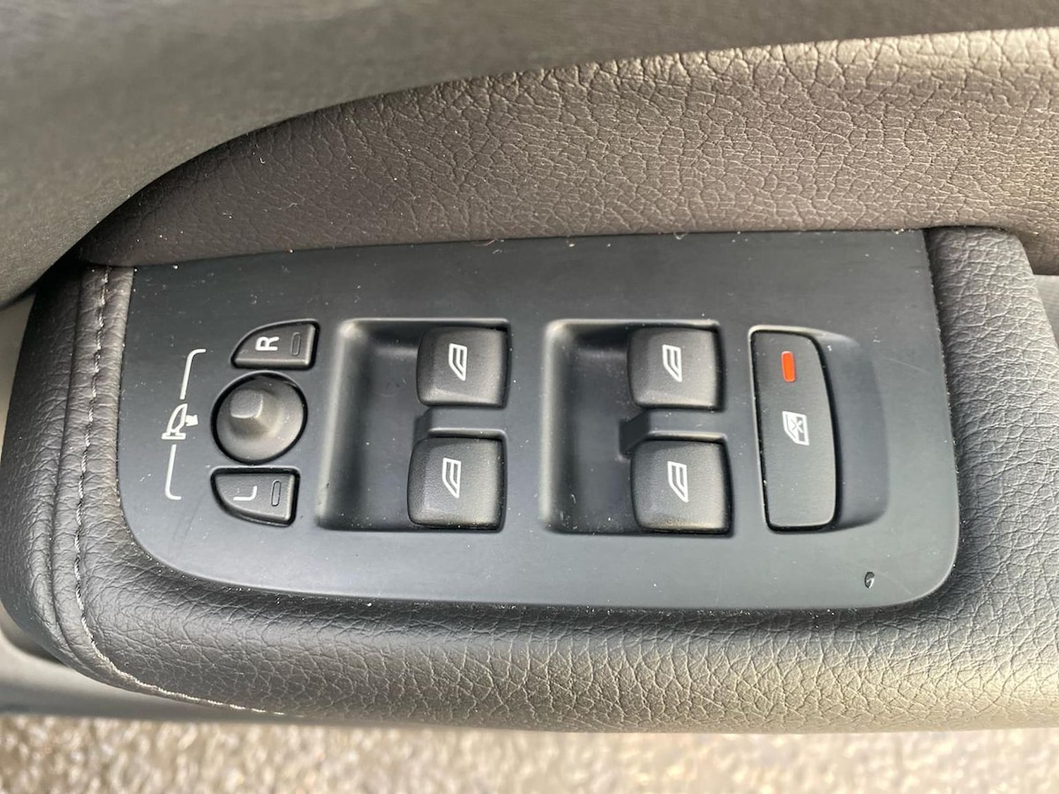 Used Volvo XC60 2019 for sale - 76748445: Photo 20