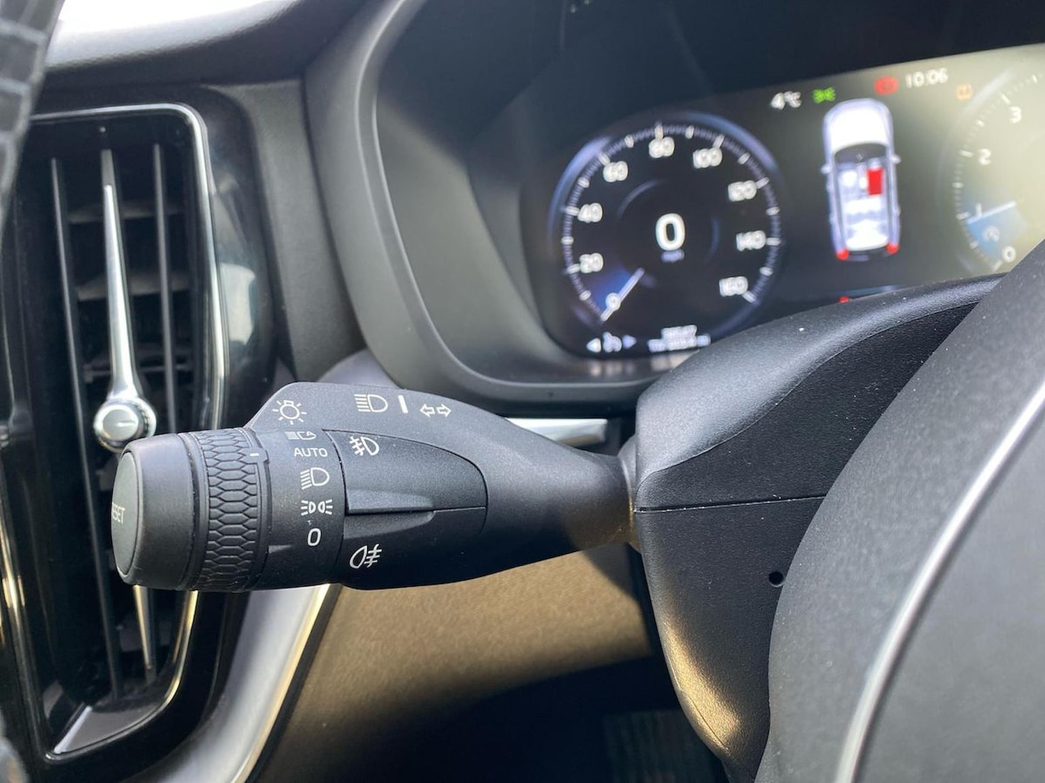 Used Volvo XC60 2019 for sale - 76748445: Photo 27