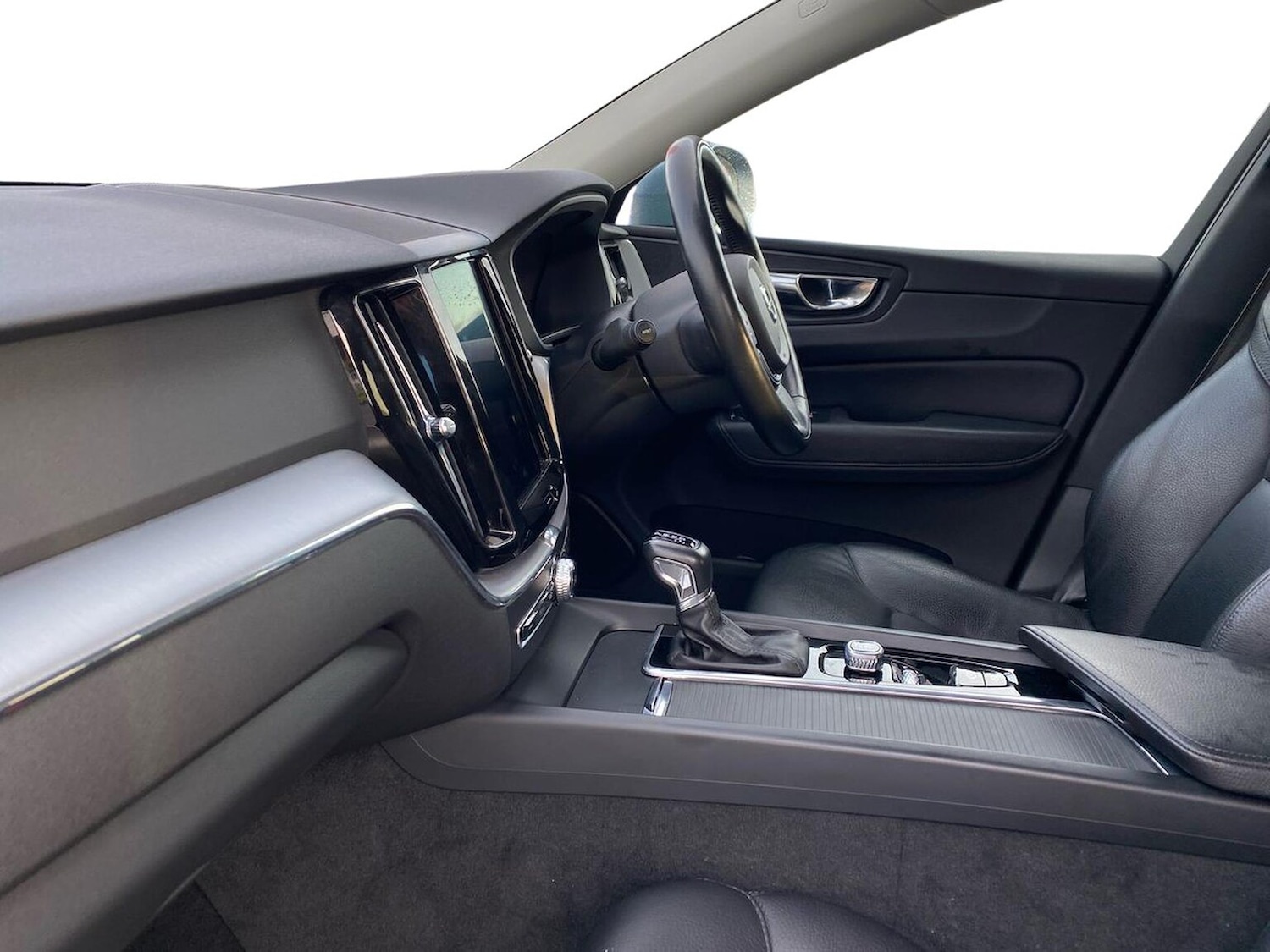 Used Volvo XC60 2019 for sale - 76748445: Photo 7