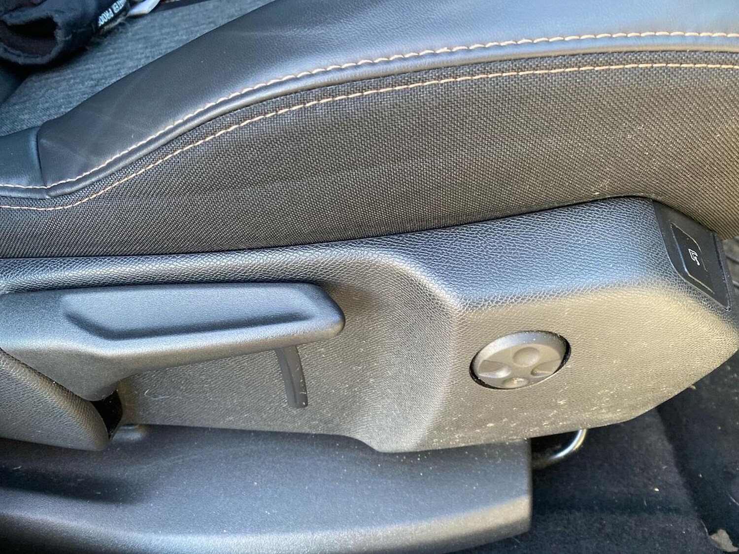 Used Peugeot 5008 2018 for sale - 77489526: Photo 30