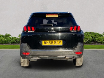 Used Peugeot 5008 2018 for sale - 77489526: Photo