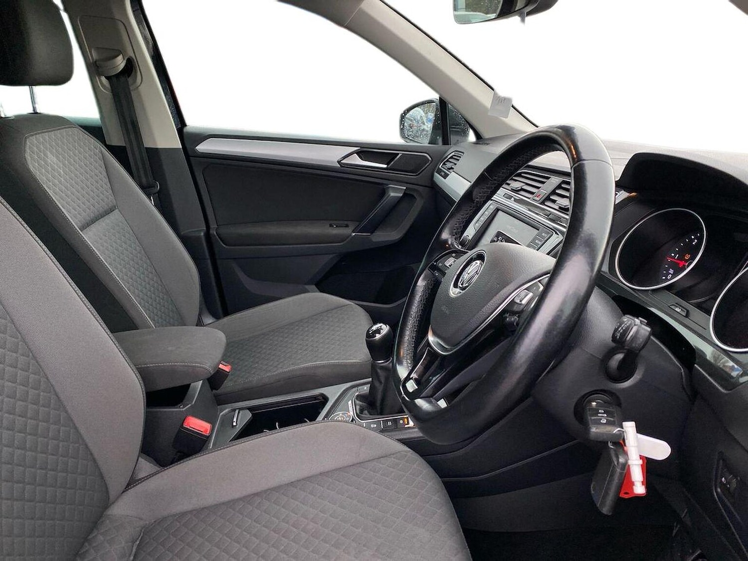 Used Volkswagen Tiguan 2017 for sale - 76736680: Photo 15