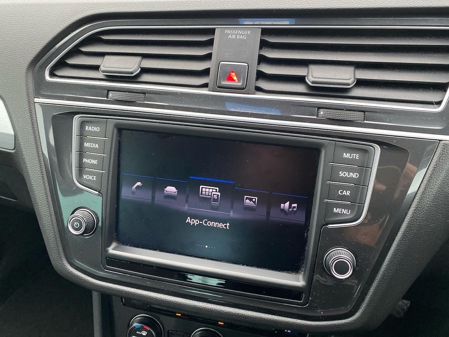 Used Volkswagen Tiguan 2017 for sale - 76736680: Photo 25