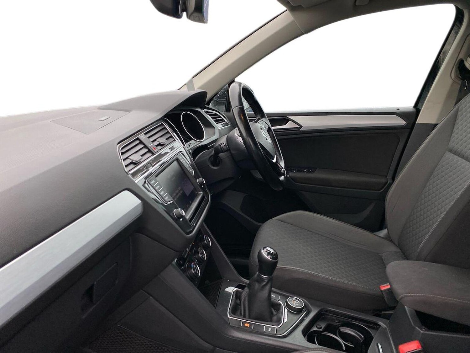 Used Volkswagen Tiguan 2017 for sale - 76736680: Photo 7