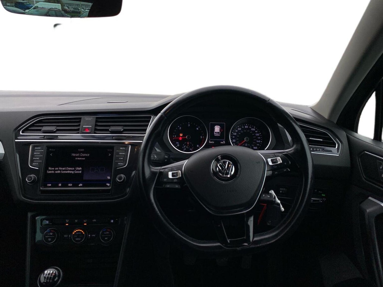 Used Volkswagen Tiguan 2017 for sale - 76736680: Photo 9