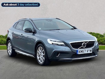 Used Volvo V40 2017 for sale - 75524424: Photo