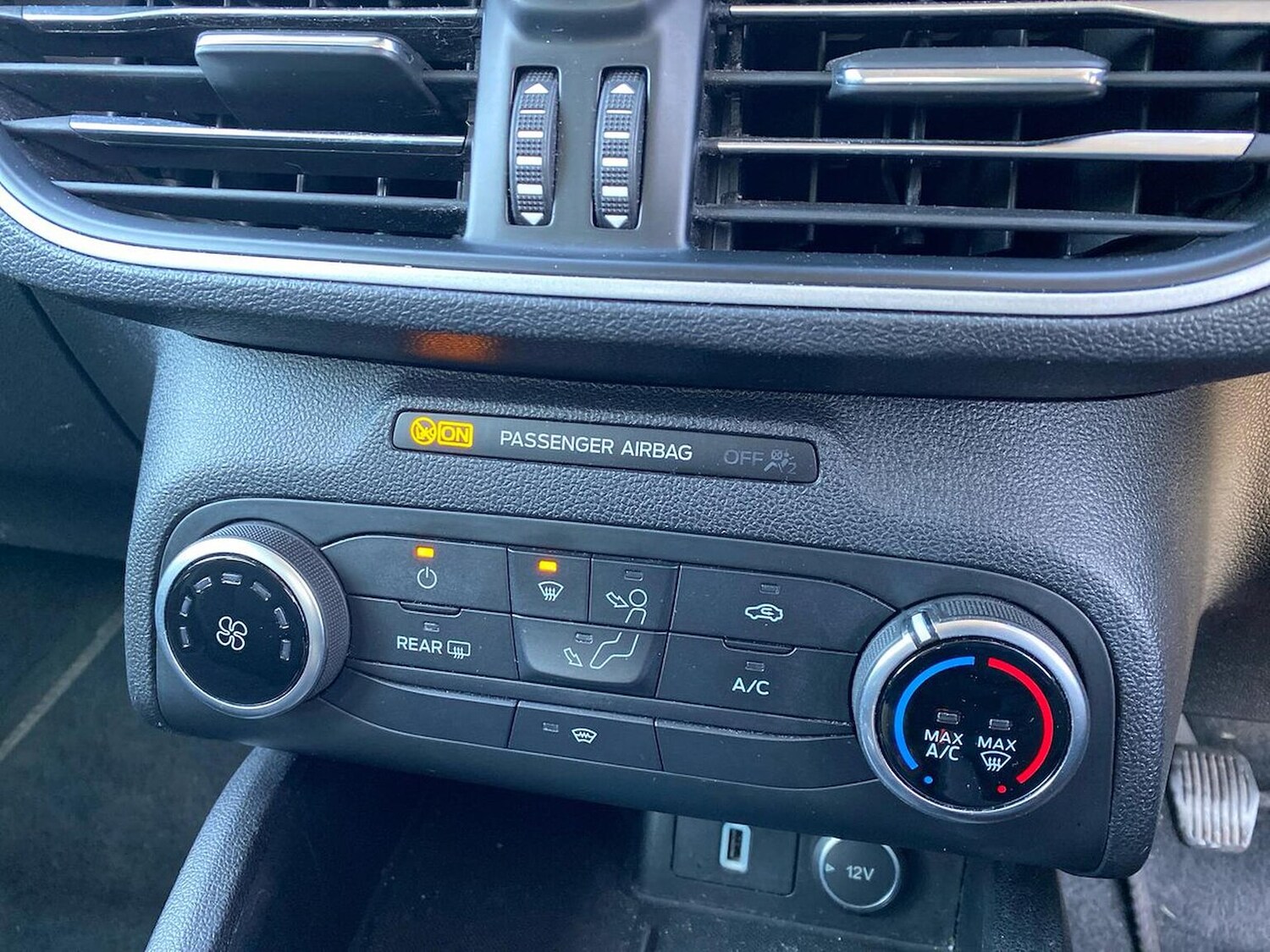 Used Ford Focus 2018 for sale - 76588592: Photo 12