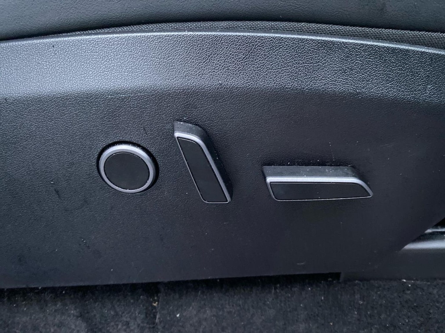 Used Tesla Model Y 2023 for sale - 78135077: Photo 32