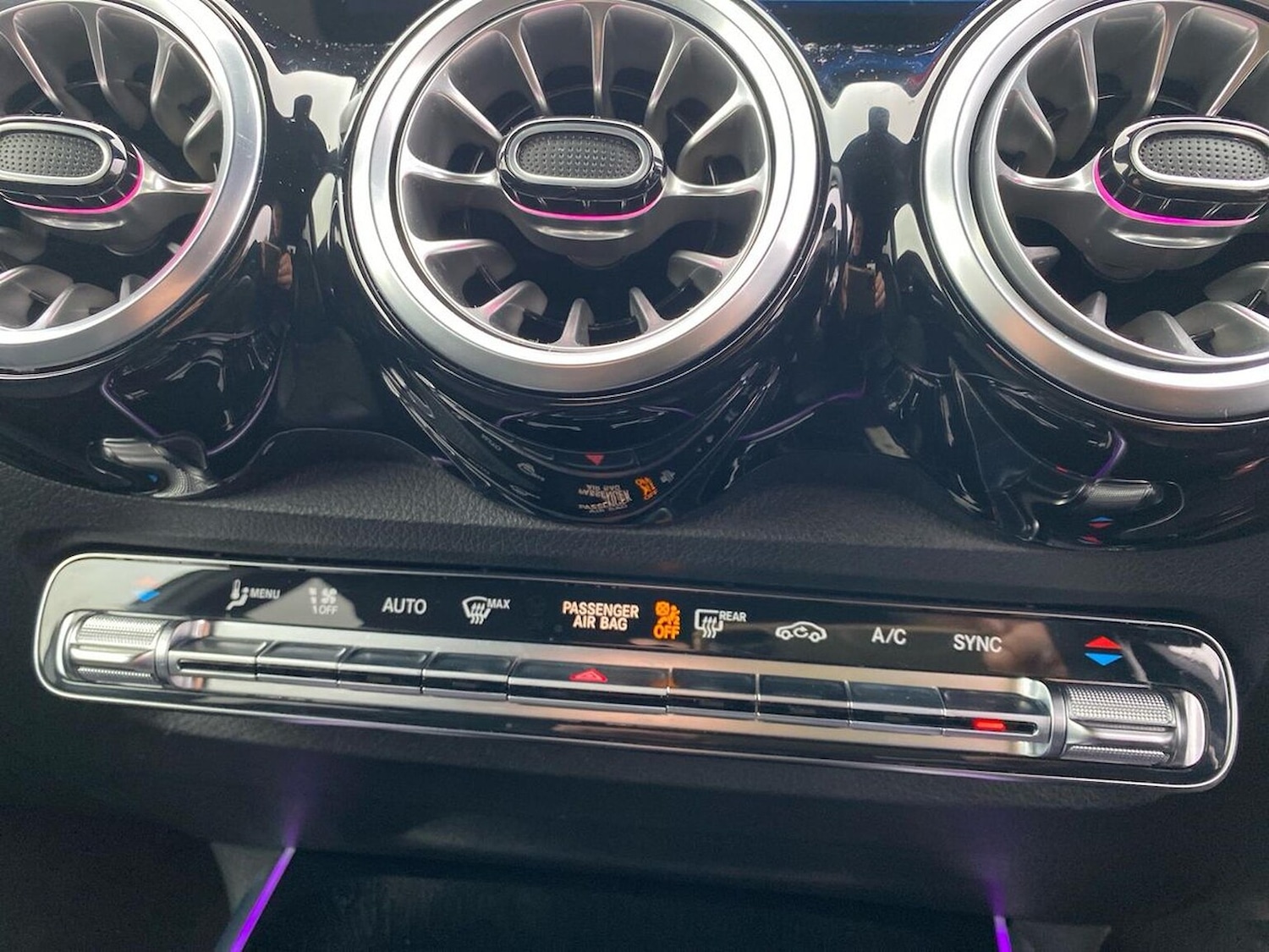 Used Mercedes-Benz GLB 2023 for sale - 76324592: Photo 12