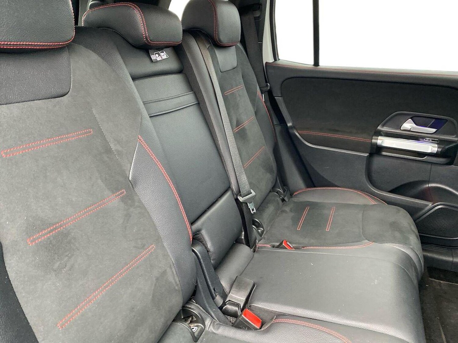 Used Mercedes-Benz GLB 2023 for sale - 76324592: Photo 16