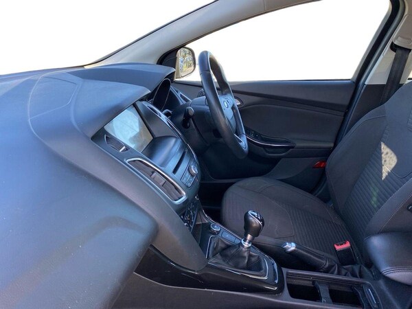 Used Ford Focus 2018 for sale - 76206043: Photo 7