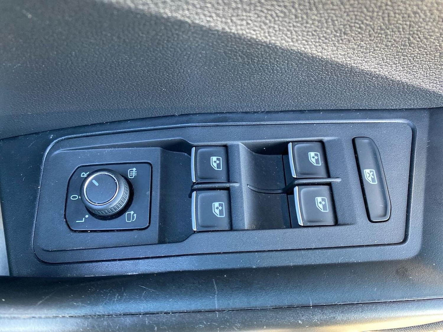 Used Volkswagen T-Roc 2021 for sale - 76651268: Photo 21