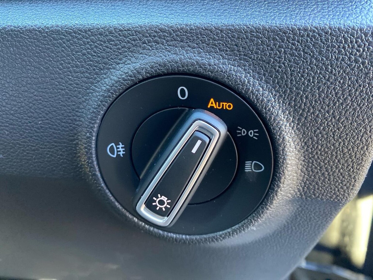 Used Volkswagen T-Roc 2021 for sale - 76651268: Photo 22