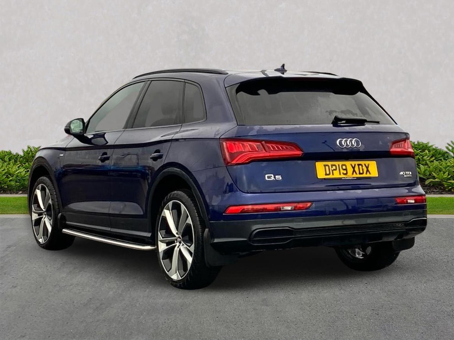 Used Audi Q5 2019 for sale - 76809362: Photo 2