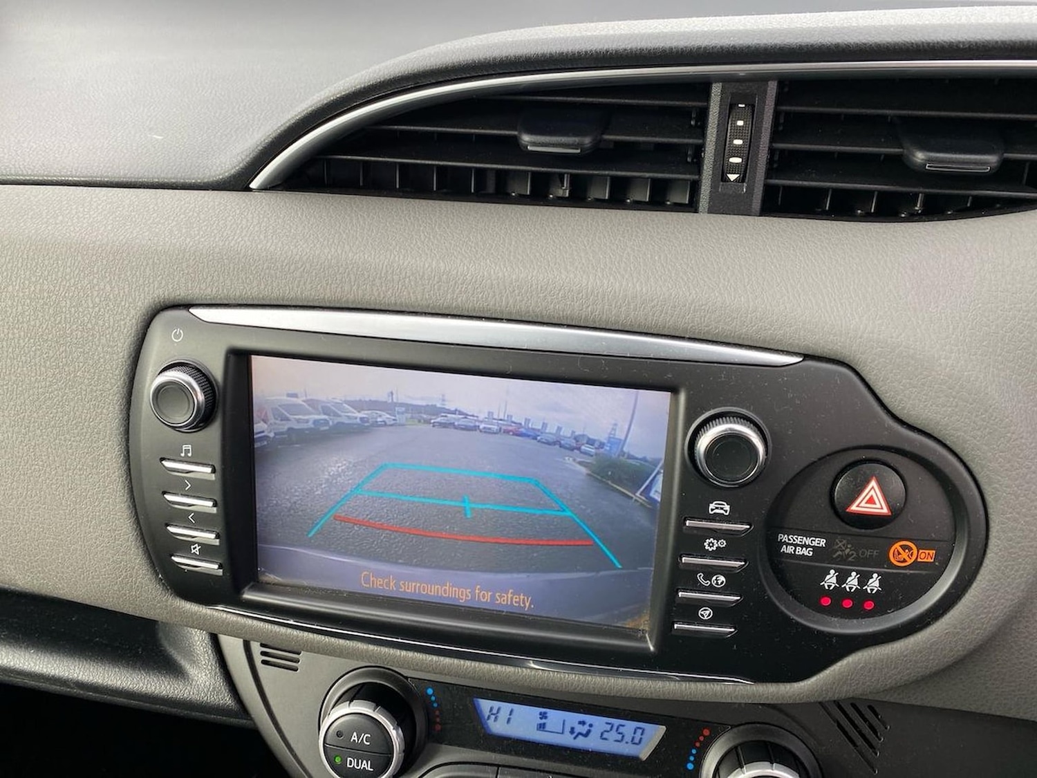 Used Toyota Yaris 2020 for sale - 76335119: Photo 23