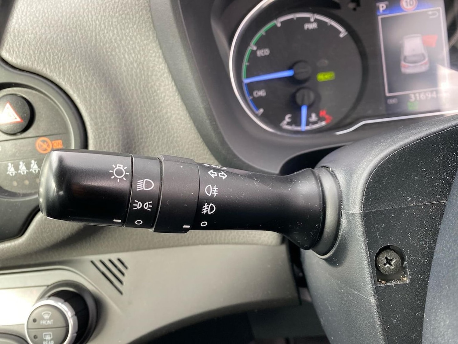 Used Toyota Yaris 2020 for sale - 76335119: Photo 28