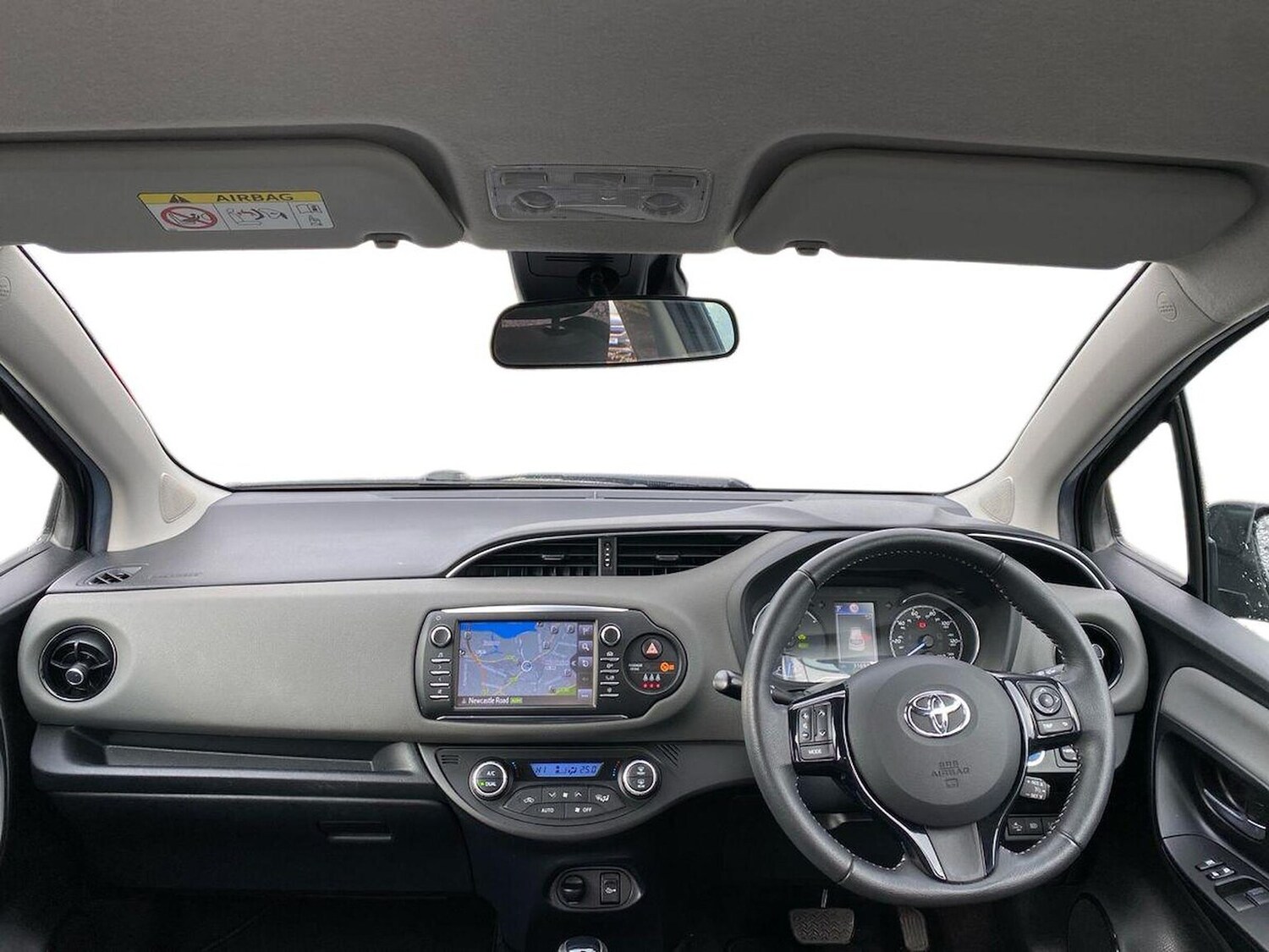 Used Toyota Yaris 2020 for sale - 76335119: Photo 8