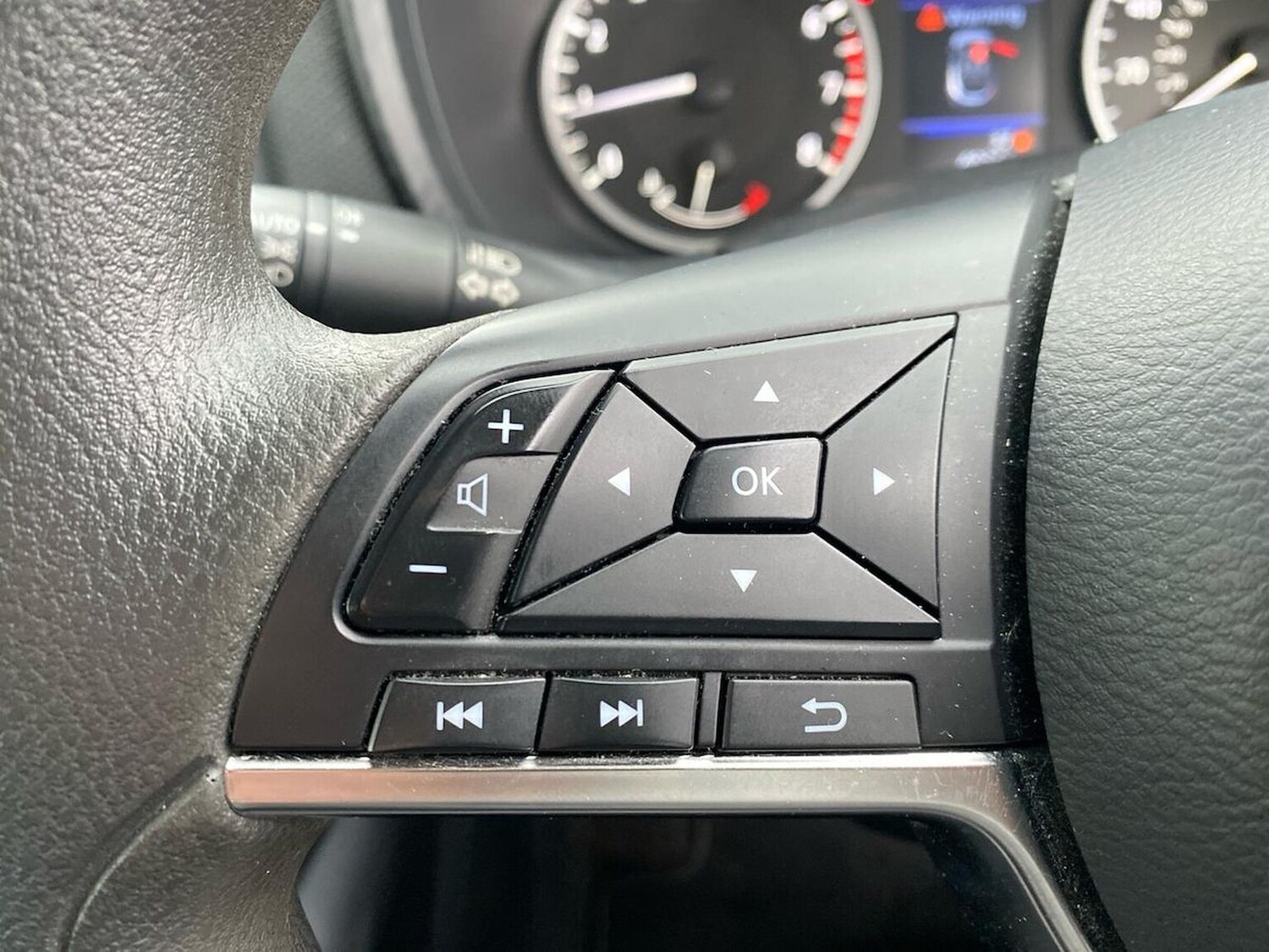 Used Nissan Juke 2022 for sale - 76490733: Photo 26