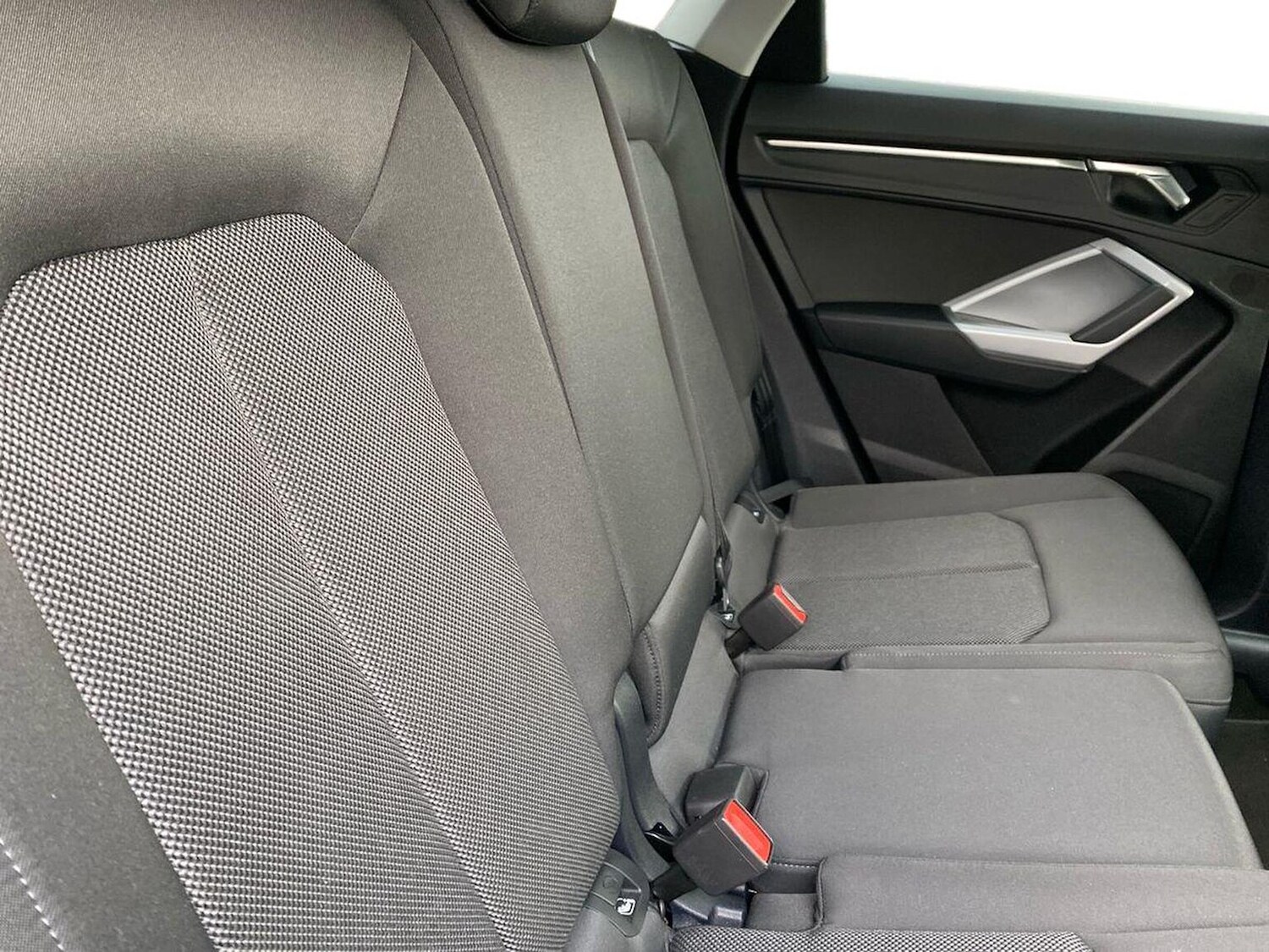 Used Audi Q3 2023 for sale - 76300789: Photo 16