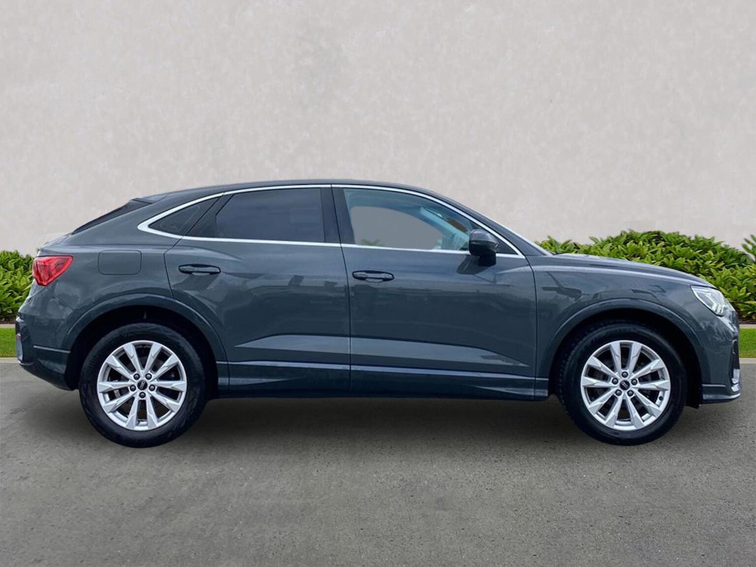 Used Audi Q3 2023 for sale - 76300789: Photo 3