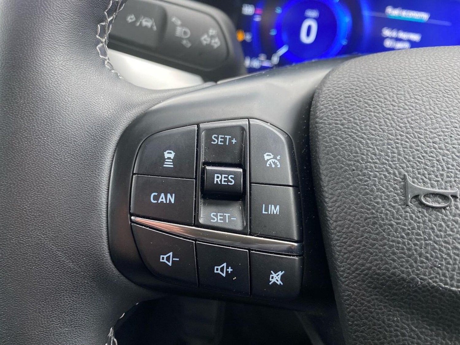 Used Ford Focus 2022 for sale - 77984040: Photo 26